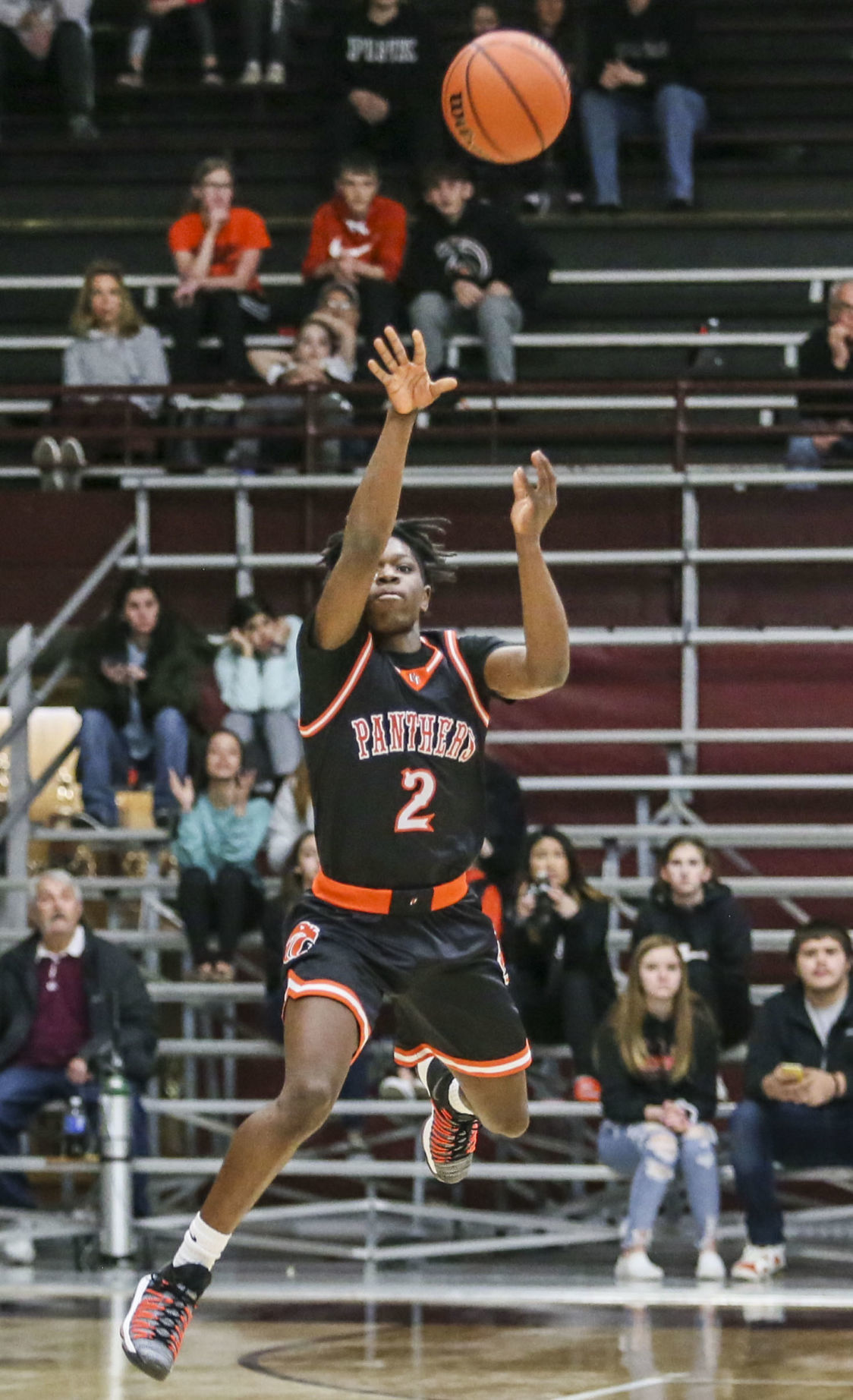 030320-qc-spt-ut-hoops-9.JPG